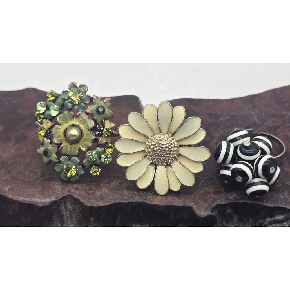 3 Vintage Adjustable Rings / Flower Power / Enamel Bling / Bead Cluster